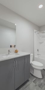 For Lease - 353 Gardner Street Unit# 608, Vanier and Kingsview Park, Ontario - Photo 3