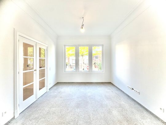 GERENOVEERDE HERENWONING | 3 KAMERS | TUIN | CENTRUM KORTRIJK - Photo 1