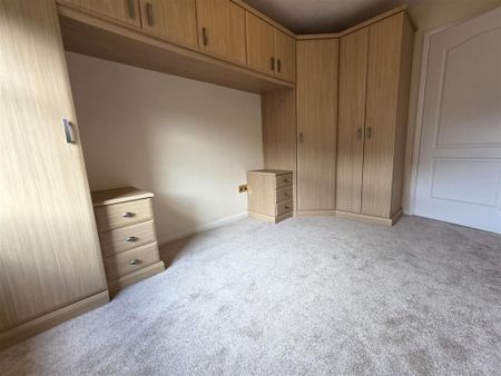 2 bedroom apartment to rent - Photo 4