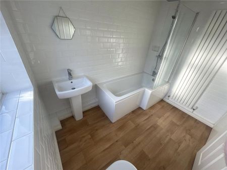 1 bedroom bungalow to rent - Photo 2