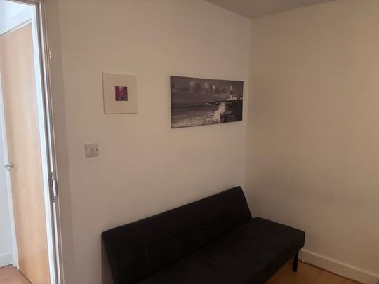 1 Bed Flat, Emerald Road, NW10 - Photo 1