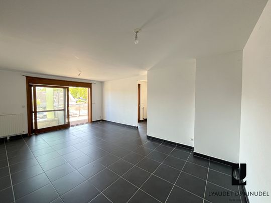 Location Appartement 4 pièces 105m² - Photo 1