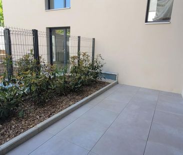 Location Appartement 1 pièce 31m² ISSY LES MOULINEAUX 92130 - Photo 4