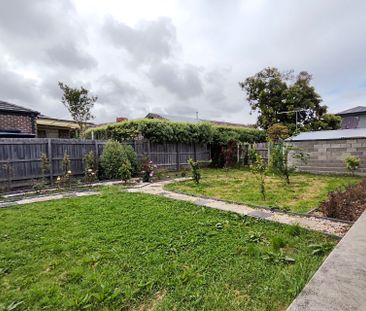 5 Russell Street, Nunawading. - Photo 6