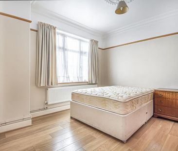 3 bedroom maisonette to rent - Photo 3