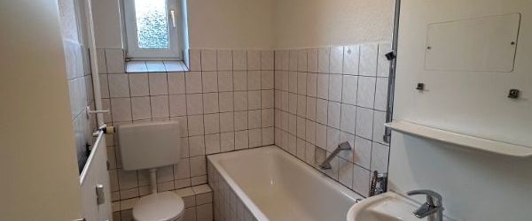 Schöne EG-Wohnung mit WBS! - Photo 1