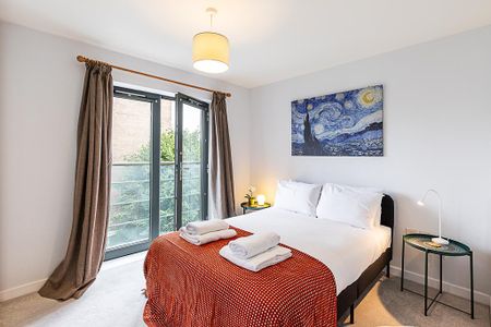 2 bedroom flat to rent - Photo 4
