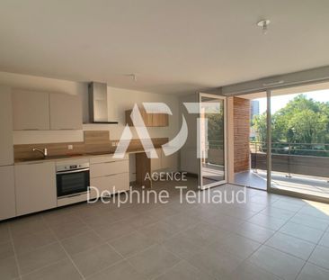 Appartement T3 à FONTAINE - Photo 1