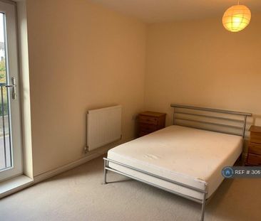 1 bedroom in a house share to rent - Photo 4
