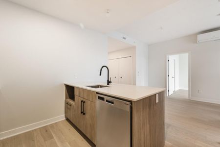 5605 Av. Pierre-De Coubertin, app.213, H1N 0E9, H1N 0E9, Montréal - Photo 3