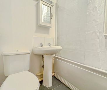 James Court, Celyn Avenue, Cyncoed - Photo 5