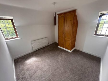 3 bedroom detached house to rent - Photo 3
