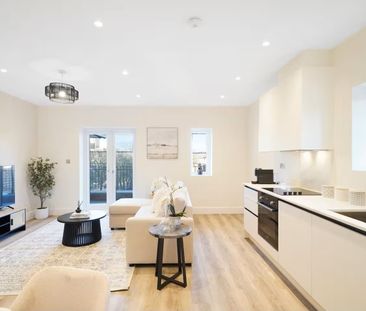 2 Bed Flat, Beechwood Grove, W3 - Photo 3