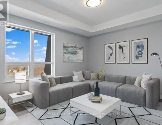 302 - 5002 KING STREET | 302 - 5002 KING STREET, Lincoln - Photo 1