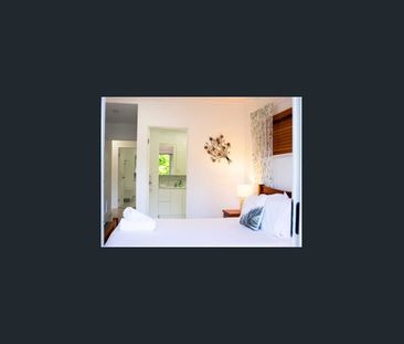 Fully Furnished Luxury Living in Clifton Beach - walk to the beach! - Photo 4