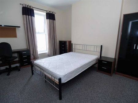 6 Bed - Plym Street, Plymouth - Photo 3