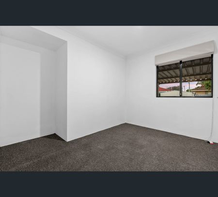 27 San Jacinta Road, Seville Grove, WA 6112 - Photo 5
