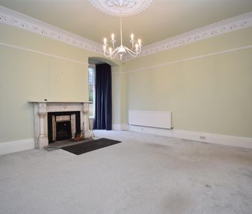 Cathedral Close, Wakefield - Photo 2