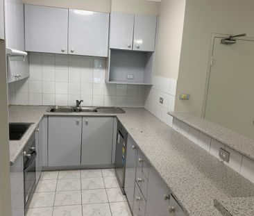 Located in the popular area of Redfern. - Photo 4