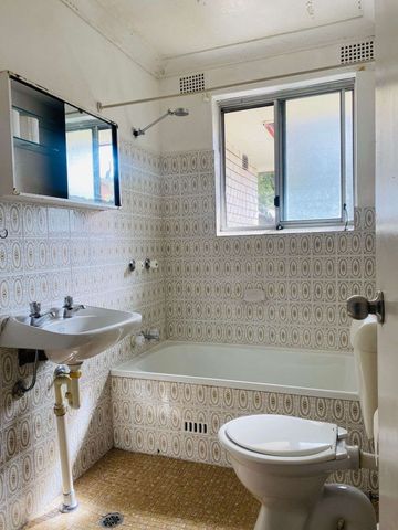 Cosy 2 bedroom Unit - Photo 2