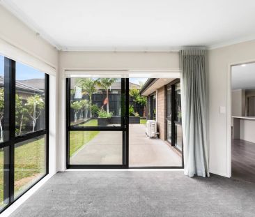 Convenient and Spacious living - Photo 2