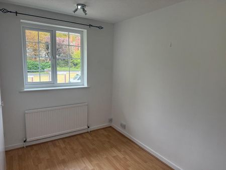 2 bedroom maisonette to rent - Photo 5