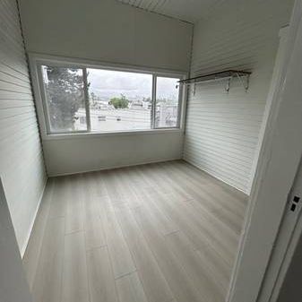 2 Bedroom, 1 Bath in Kitsilano-Rental Building - Photo 4