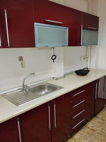 Închiriez apartament 2 camere - Fotografie 3