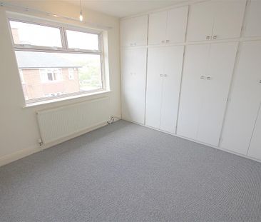 2 Bedroom House - Semi-Detached To Let - Photo 5