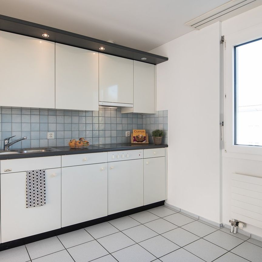 4.5 Zimmer, 99 m², 2. Stock - Photo 1