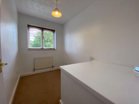 Haydock Close, Stratford-upon-Avon - Photo 4