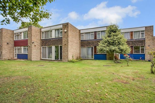 3 bedroom terraced house to rent - Photo 1
