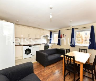 5 bedroom terraced house to rent - Photo 1