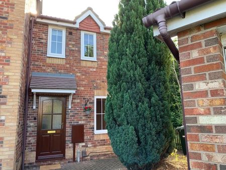 Ullswater Close, Nottingham, NG2 - Photo 2