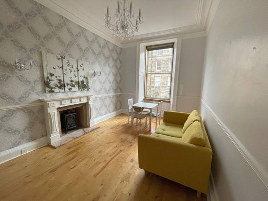 2 Bed Flat, Lutton Place, EH8 - Photo 1