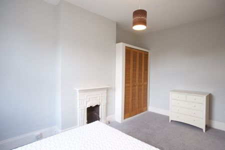 3 Bed Flat, Replingham Road, SW18 - Photo 5