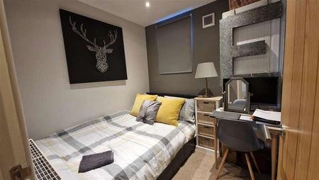 Eton Row, Altrincham Road, Wilmslow, SK9 - Photo 2