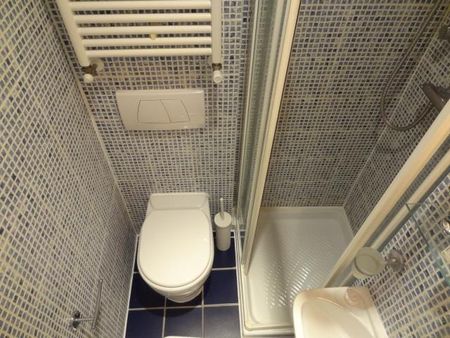 BILLS INCLUDED - Modern studio flat to rent in West Kensington, London W14 - Photo 5