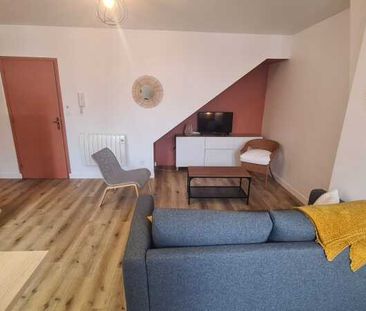 Location Appartement 2 pièces 43m² ORLEANS 45000 - Photo 2