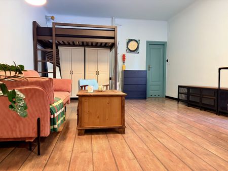 Klimatyczna kawalerka w kamienicy na Powiślu - Фото 3