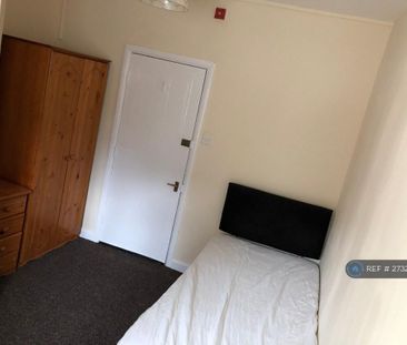 1 bedroom in a house share to rent - Photo 4