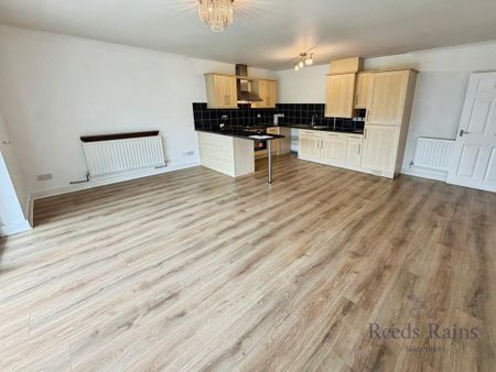 2 bedroom apartment to rent - Photo 5