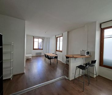 Location Appartement 2 pièces 55m² ST ETIENNE 42000 - Photo 1