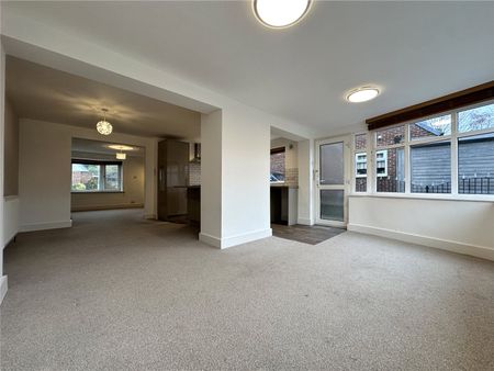 2, South Lee, Horsforth, Leeds, West Yorkshire, LS18 5LX - Photo 2