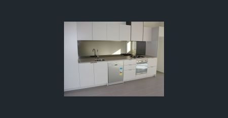 Immaculate two-bedroom townhouse - Photo 4