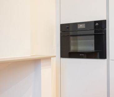 High-end duplex in hart van Antwerpen met iconisch uitzicht - Photo 3