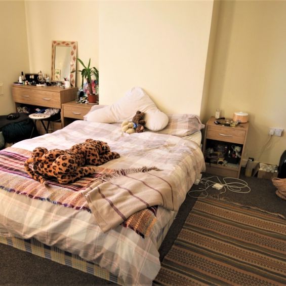 Thornville Street, Hyde Park, LEEDS - Photo 1