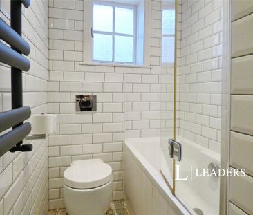 apartment to rent South Terrace, Littlehampton, West Sussex, BN17 - Photo 6