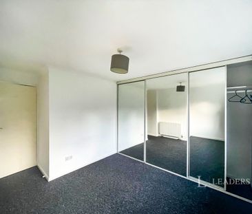 3 bedroom semi-detached to rent Wickhurst - Photo 6
