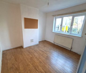 3 bed terraced house to rent in Herne Road, Bushey, WD23 - Photo 6